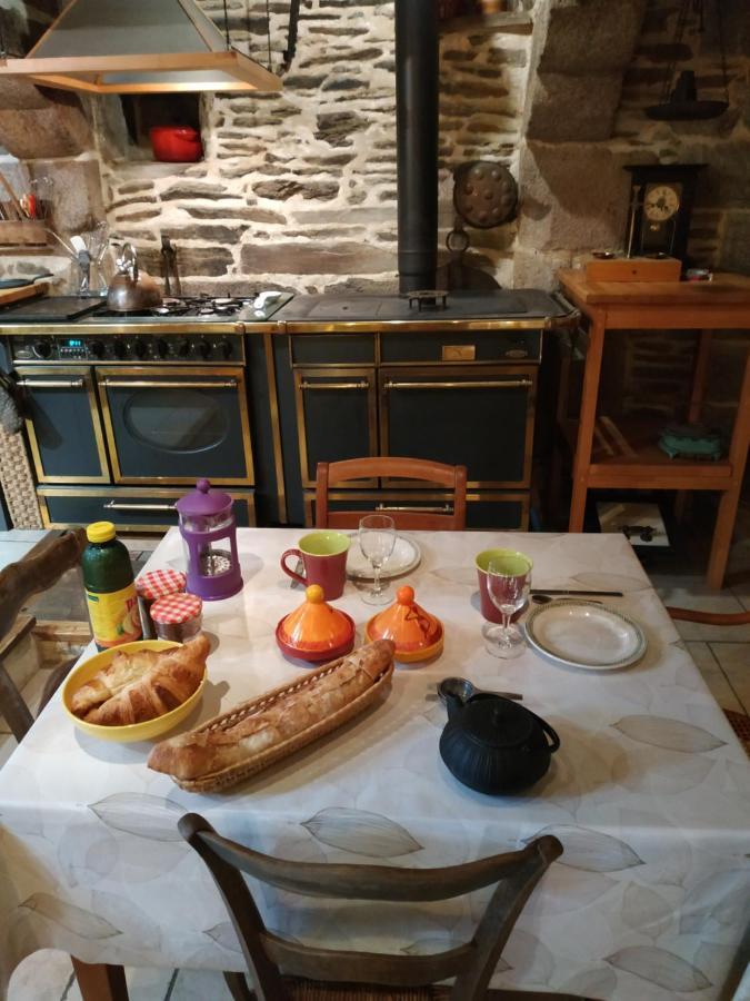 Thipi Khola Hotel Val-Couesnon Kültér fotó